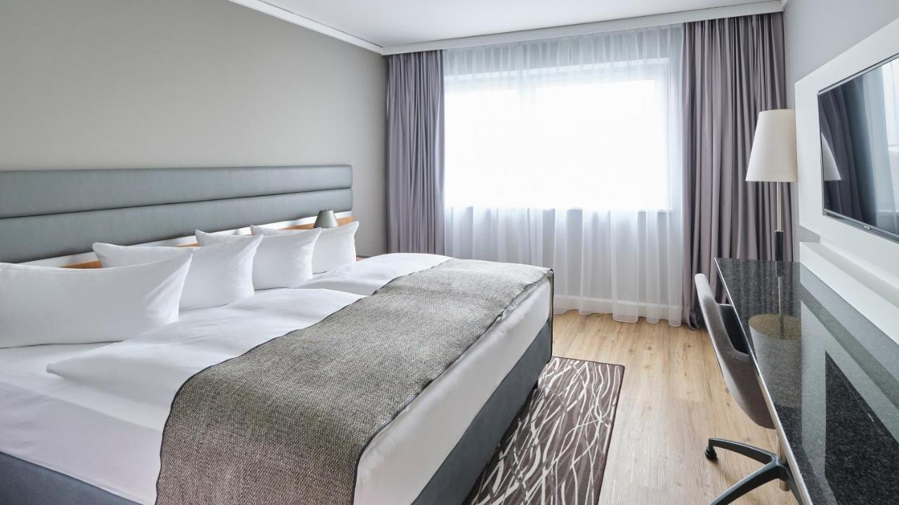 Standard Room,1276859392:JPEG